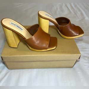 Steve Madden Josette Cognac Heels, Size 7
